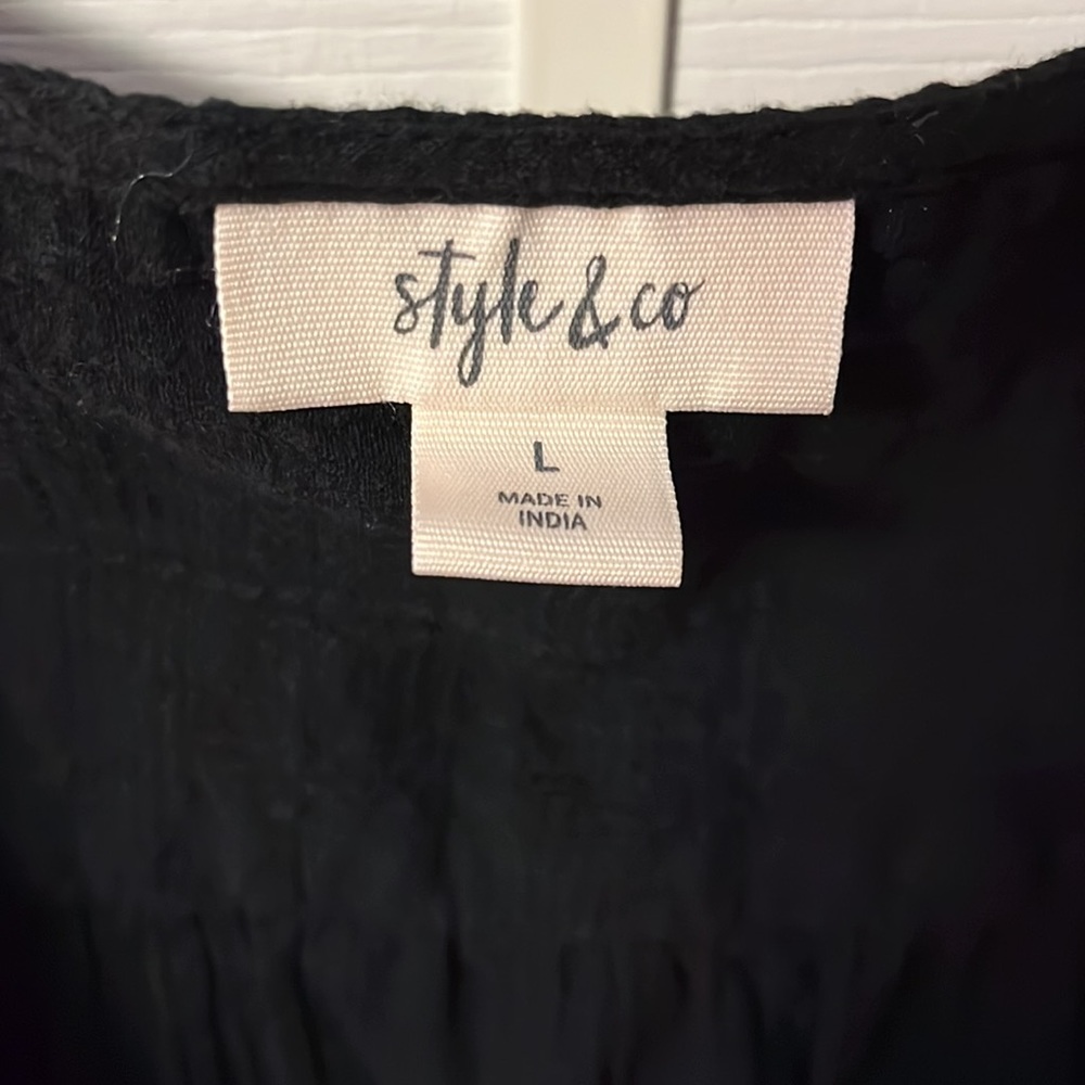 Embroidered Top - Picture 3 of 5